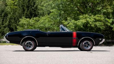 1968 Oldsmobile 442 W-30 Convertible