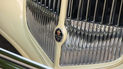 1937 Packard 1501 Super Eight Convertible Victoria