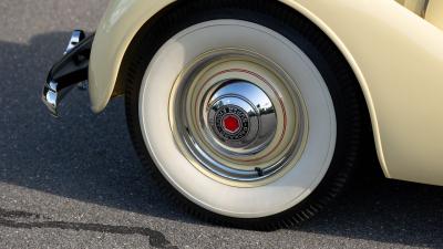 1937 Packard 1501 Super Eight Convertible Victoria