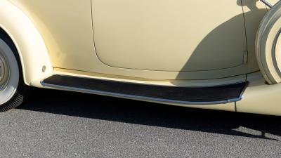 1937 Packard 1501 Super Eight Convertible Victoria