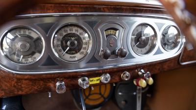1937 Packard 1501 Super Eight Convertible Victoria