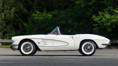1961 Chevrolet Corvette 283/315 "Fuelie"