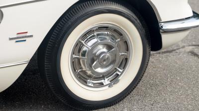 1961 Chevrolet Corvette 283/315 "Fuelie"