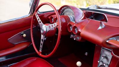 1961 Chevrolet Corvette 283/315 "Fuelie"