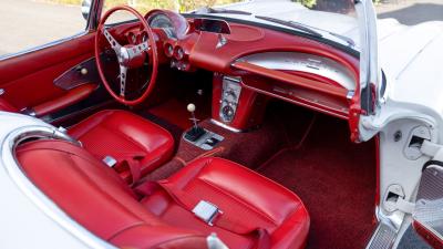 1961 Chevrolet Corvette 283/315 "Fuelie"