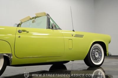 1956 Ford Thunderbird