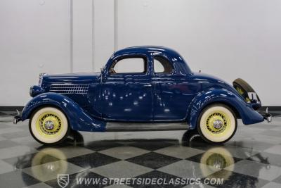1935 Ford 5-Window Rumble Seat Coupe