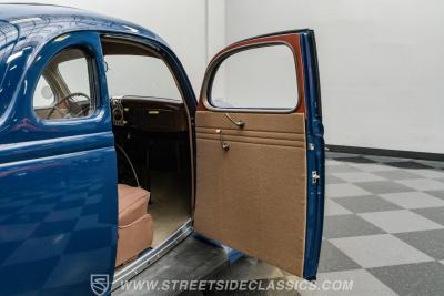 1935 Ford 5-Window Rumble Seat Coupe