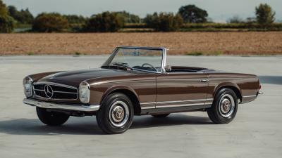 1965 Mercedes - Benz 230 SL Pagoda