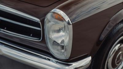 1965 Mercedes - Benz 230 SL Pagoda