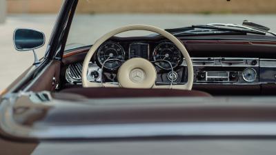 1965 Mercedes - Benz 230 SL Pagoda