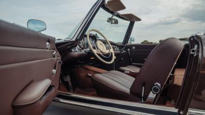 1965 Mercedes - Benz 230 SL Pagoda