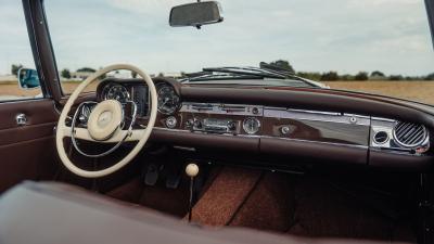 1965 Mercedes - Benz 230 SL Pagoda