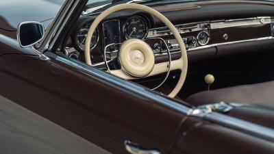 1965 Mercedes - Benz 230 SL Pagoda