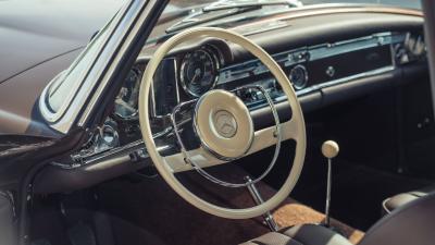 1965 Mercedes - Benz 230 SL Pagoda