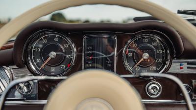 1965 Mercedes - Benz 230 SL Pagoda