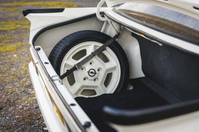 1983 Opel MANTA 400