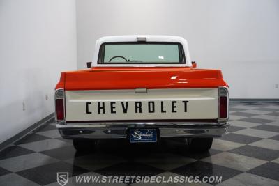1972 Chevrolet C10 Custom Deluxe