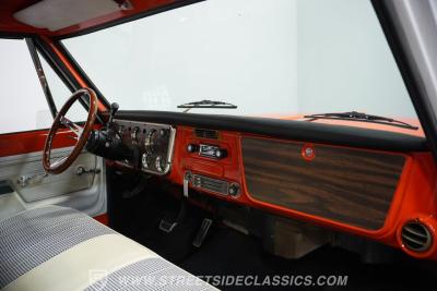 1972 Chevrolet C10 Custom Deluxe
