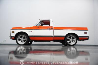 1972 Chevrolet C10 Custom Deluxe