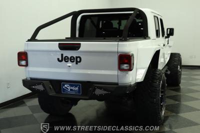 2022 Jeep Gladiator SoFlo Custom