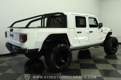 2022 Jeep Gladiator SoFlo Custom