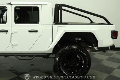 2022 Jeep Gladiator SoFlo Custom