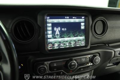 2022 Jeep Gladiator SoFlo Custom