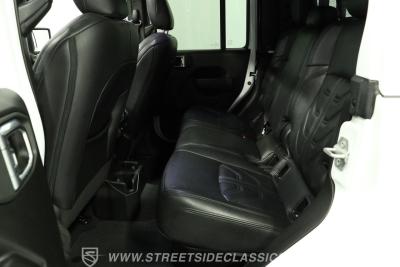 2022 Jeep Gladiator SoFlo Custom