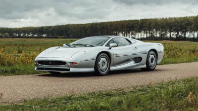 1992 Jaguar XJ220