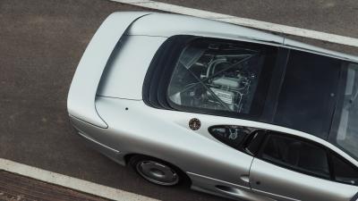1992 Jaguar XJ220