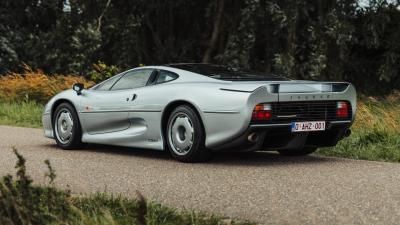 1992 Jaguar XJ220