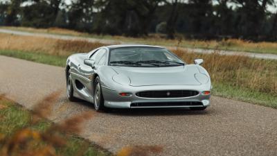 1992 Jaguar XJ220