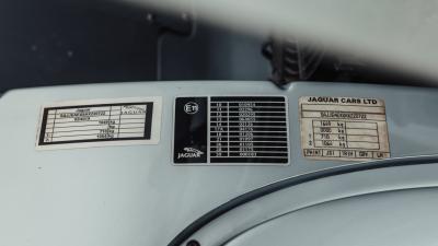 1992 Jaguar XJ220