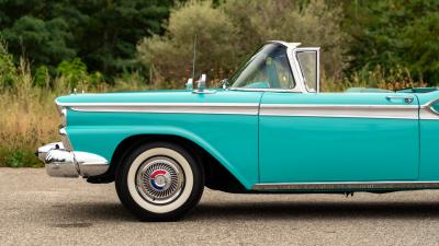 1959 Ford Galaxie V8 Skyliner Hard Top Convertible