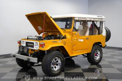 1979 Toyota FJ40 Land Cruiser