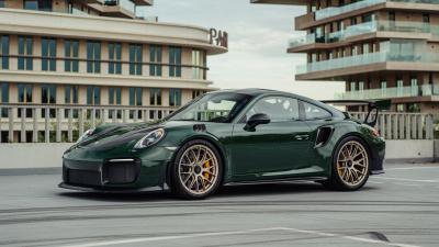 2018 Porsche 911 GT2 RS Weissach Package Clubsport