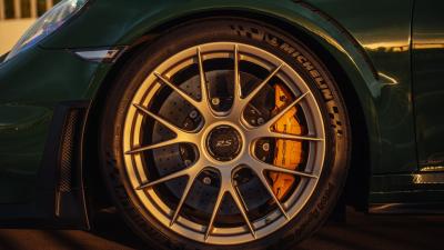 2018 Porsche 911 GT2 RS Weissach Package Clubsport