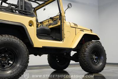 1964 Toyota FJ40 Land Cruiser