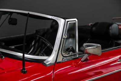 1976 MG B Roadster