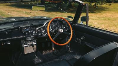 1967 Aston Martin DB6 Volante