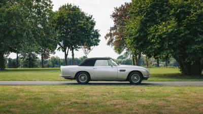 1967 Aston Martin DB6 Volante