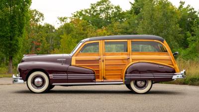 1946 Pontiac Eight De Luxe Streamliner Station Wagon