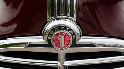 1946 Pontiac Eight De Luxe Streamliner Station Wagon