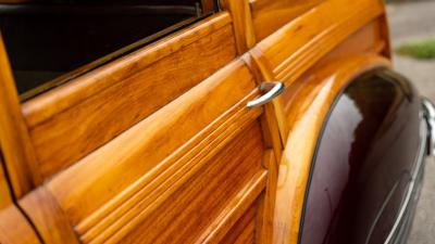 1946 Pontiac Eight De Luxe Streamliner Station Wagon