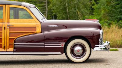 1946 Pontiac Eight De Luxe Streamliner Station Wagon