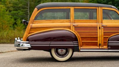 1946 Pontiac Eight De Luxe Streamliner Station Wagon