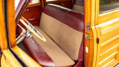1946 Pontiac Eight De Luxe Streamliner Station Wagon