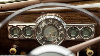 1946 Pontiac Eight De Luxe Streamliner Station Wagon