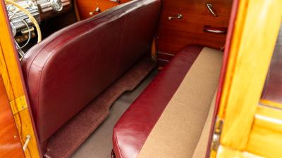 1946 Pontiac Eight De Luxe Streamliner Station Wagon